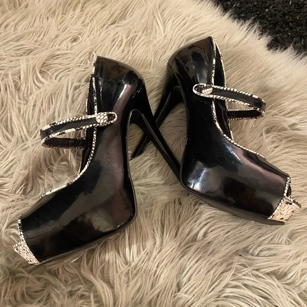 Platform High Heels by Penny Loves Kenny, Sz 8 - Picture 7 of 8